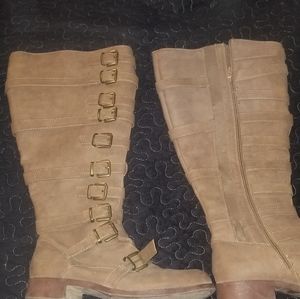 Torrid boots